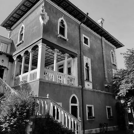 Casa Lovisoni ゲストハウス 3*